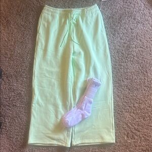 BuffBunny Mint Green XL short sweatpants with socks